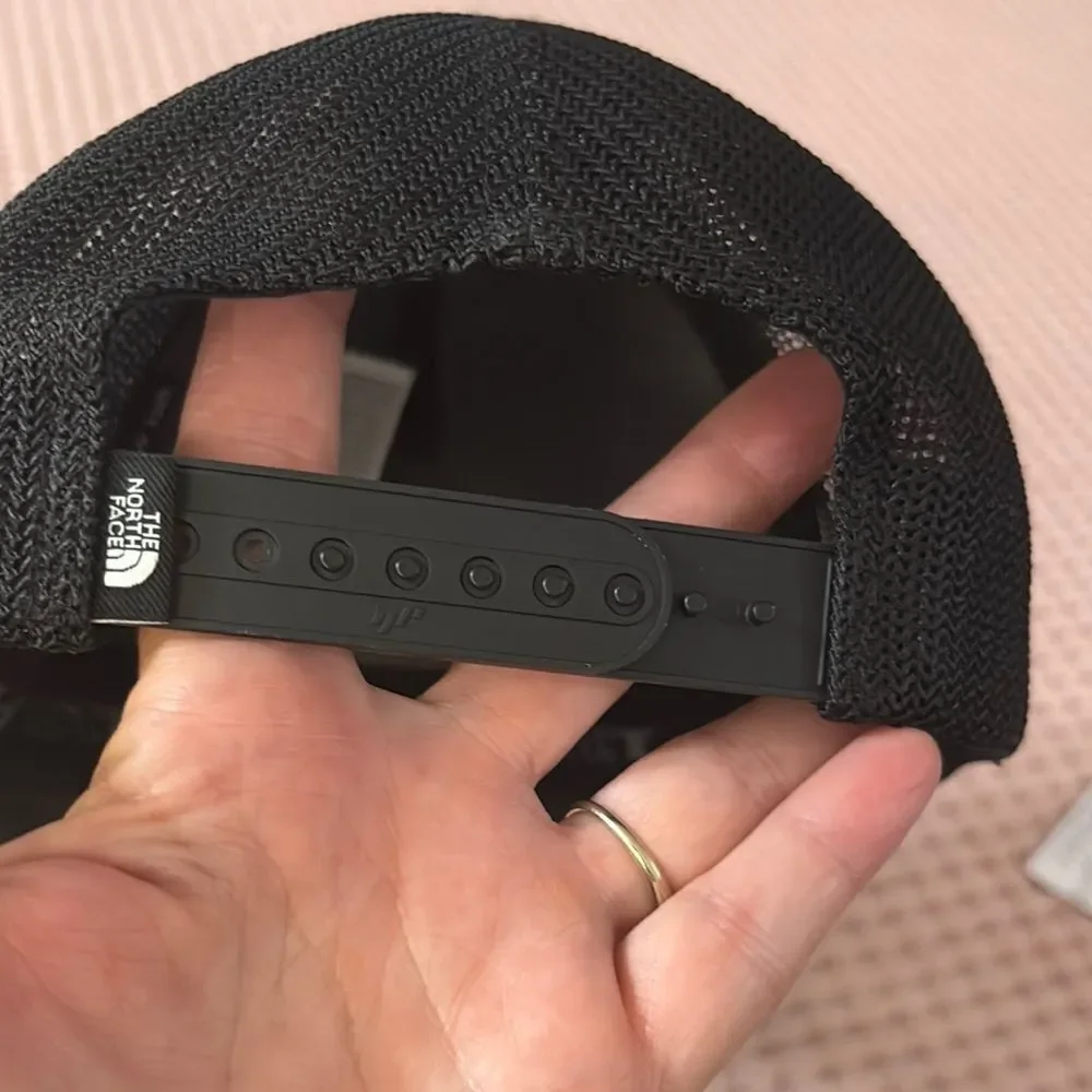 NWOT The North Face Classic Black Cap W/Plaid Patch
